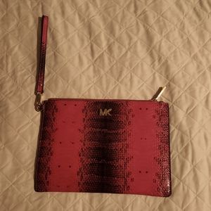Michael Kors Clutch Fushia